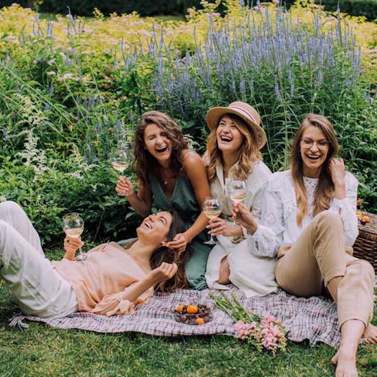 Amigas en el campo 