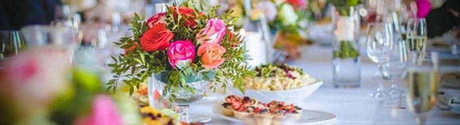 Flores en mesa para Evento